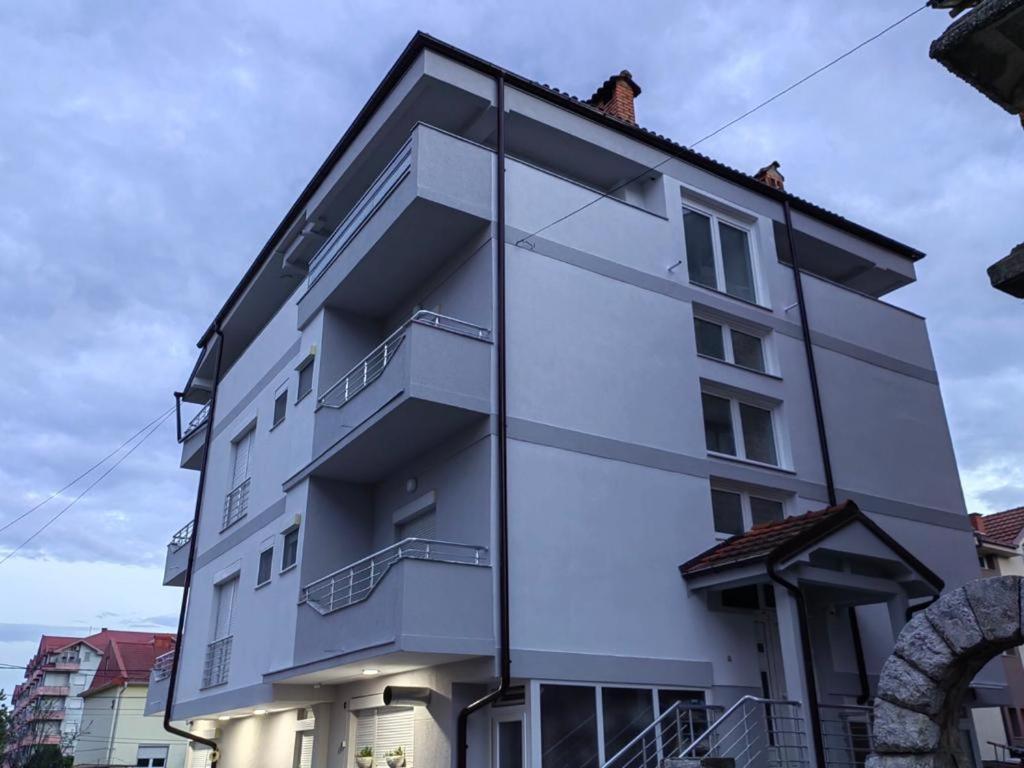 Vila Bolonja Struga Ngoại thất bức ảnh